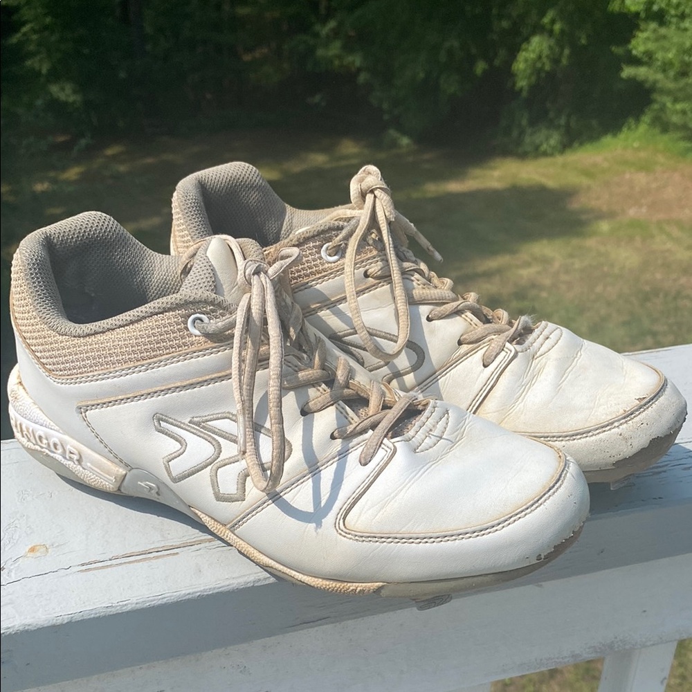 Ringor Softball Metal Cleats White and Silver 9.5